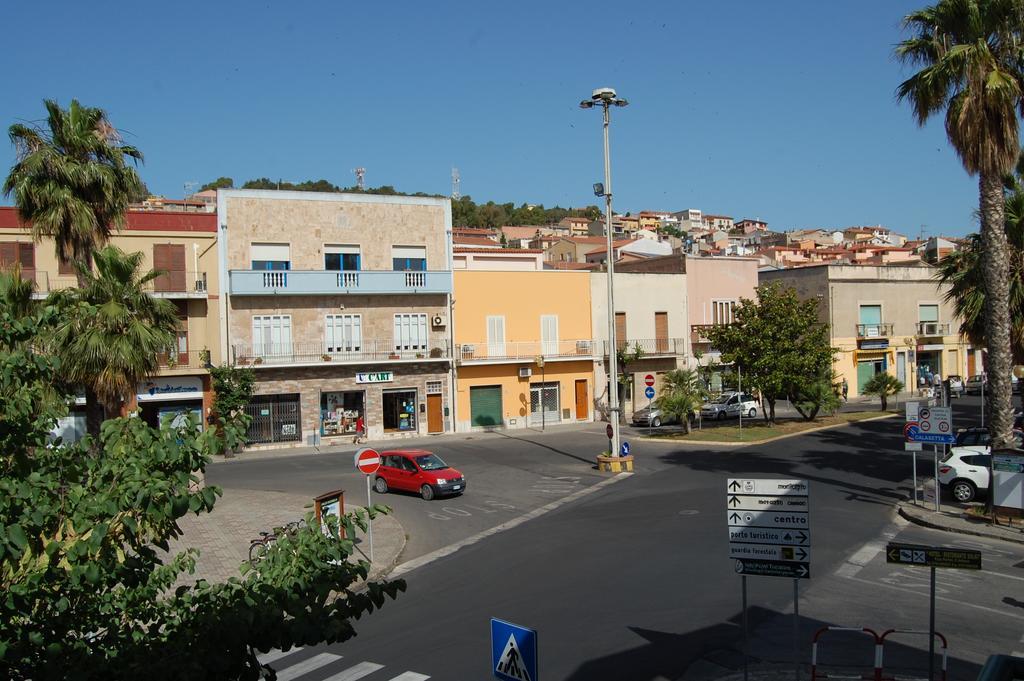 Il Melangolo SantʼAntìoco Exteriör bild